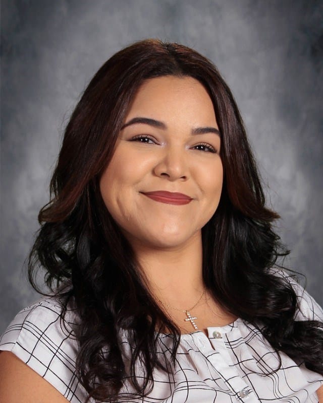 Headshot of Rebecca Kautz