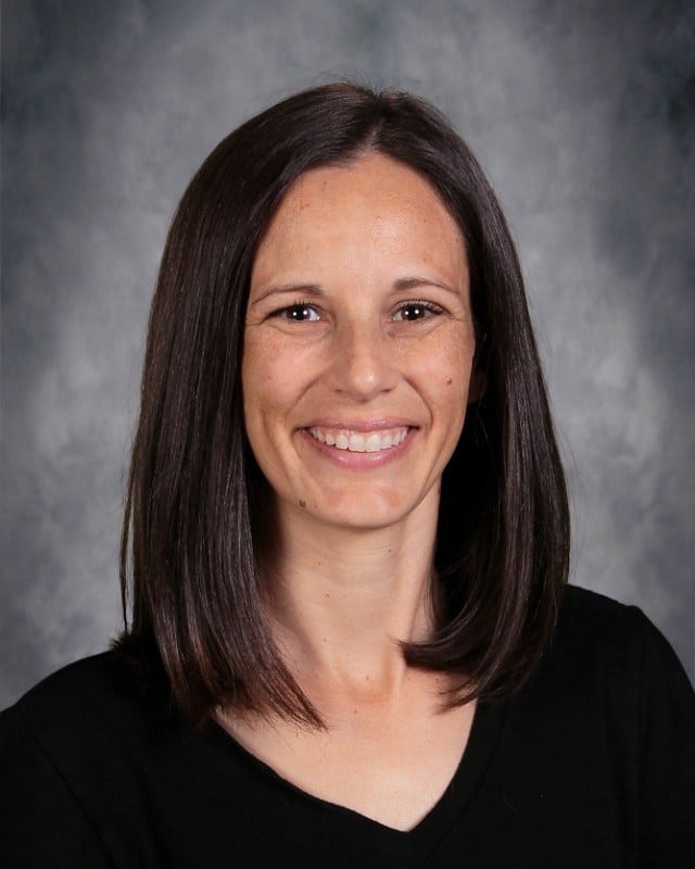 Headshot of Stephanie Lewis