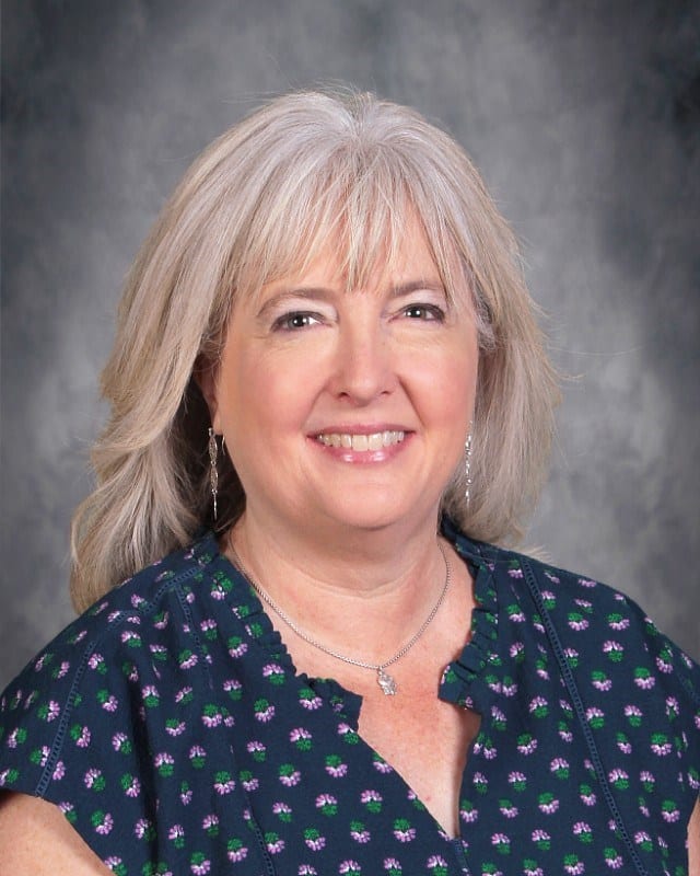 Headshot of Kathleen Thomas
